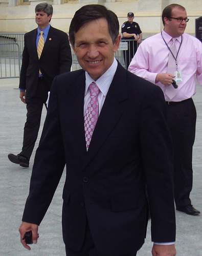 800px-Kucinich_june07.jpg