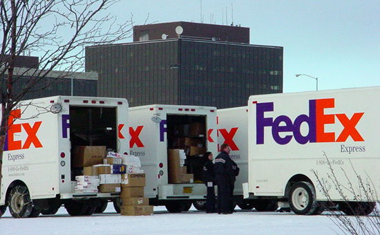 FedEx_Trucks_Alaska.jpg