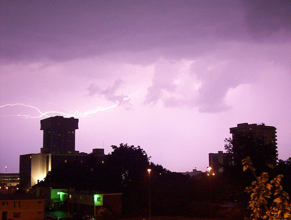800px-Springfield,_Missouri_skyline,_lightning.jpg
