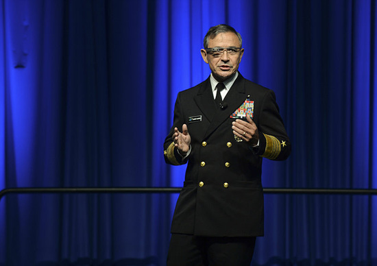 Adm__Harris_Wears_Google_Glass.jpg